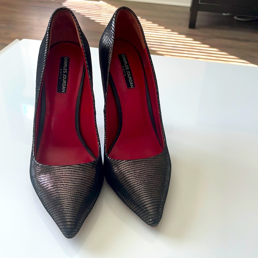 Charles Jourdan Paris Pumps